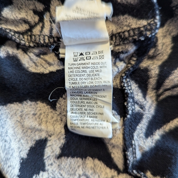 Lucky Brand Black and Cream Floral Tank Top - Picture 4 of 5
